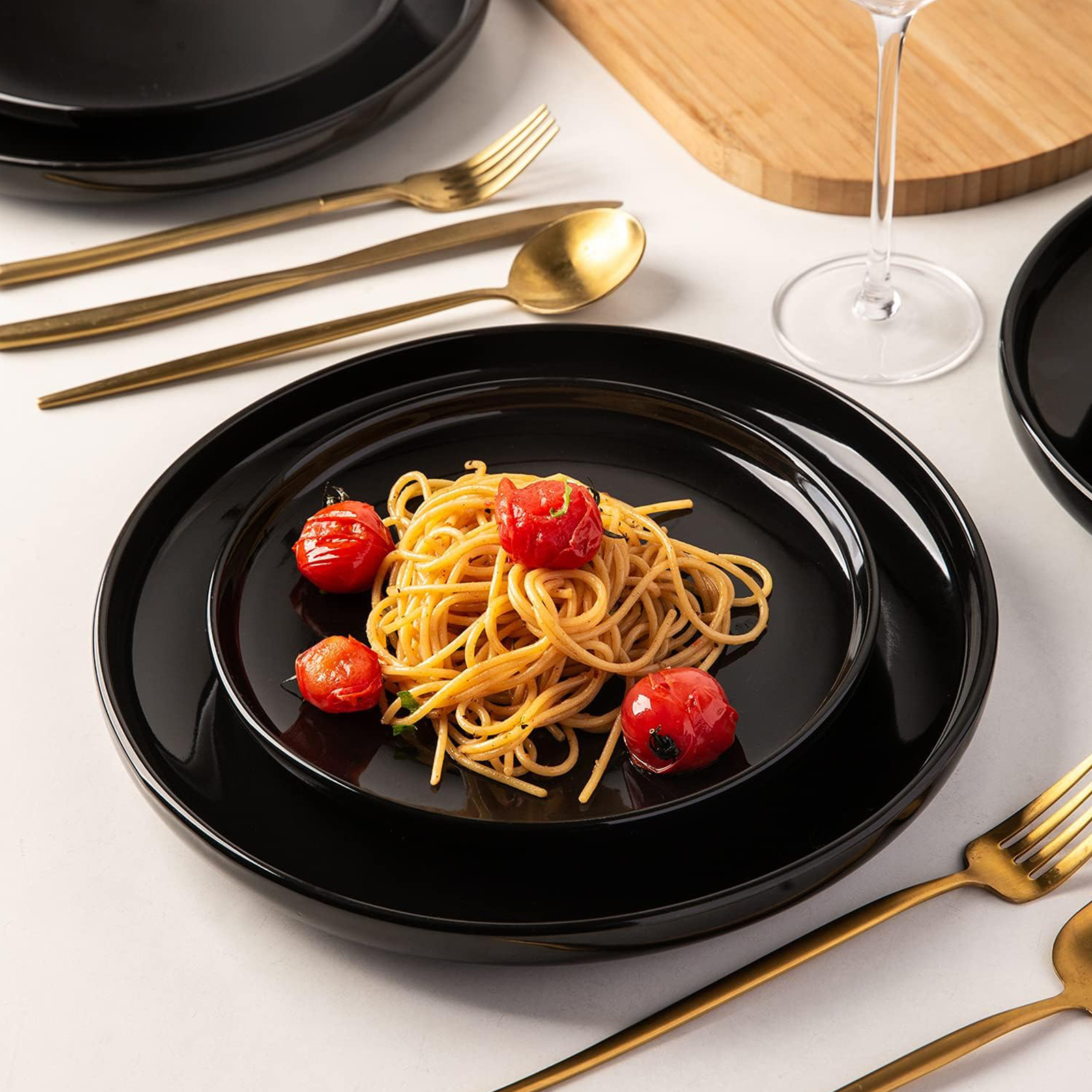 AmorArc Ceramic Dinner Plates Set of 6,10.5 inch Stoneware plates for Kitchen, Dinnerware Dishes set- Microwave,Dishwasher Safe,Scratch Resistant -Black