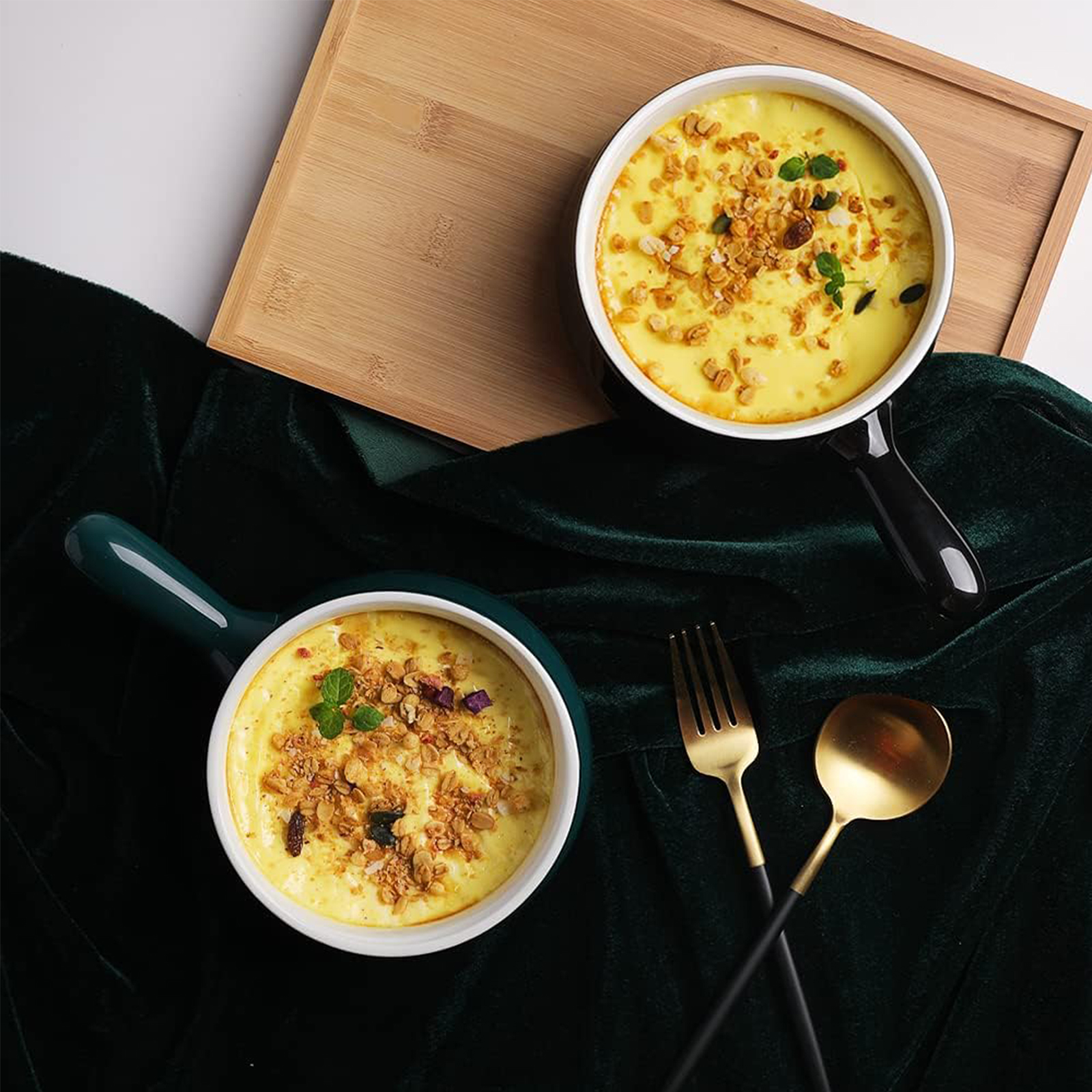 Sweejar Porcelain Soup Bowls with Handle, 22 OZ Ceramic Serving Crocks for French Onion Soup, Pumpkin Soup, Oatmeal, Stew, Dishwasher and Microwave Safe, Set of 4 (Jade)