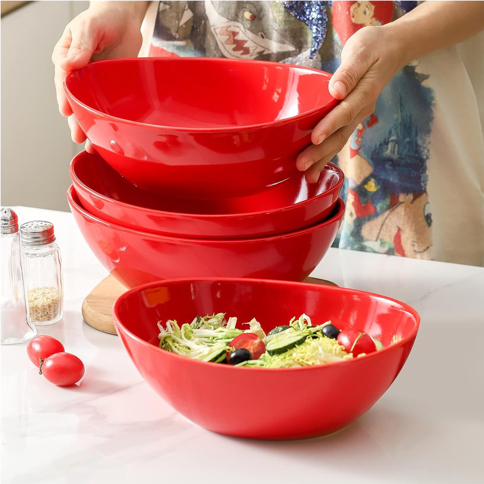 Hasense Porcelain Salad Bowls, Large Serving Dish for Entertaining, 42 Ounce Stackable Dinner Bowls Set of 4 for Salads Cereal Soup Pasta, Dishwasher Microwave Safe, Christmas Holiday Gift, Red