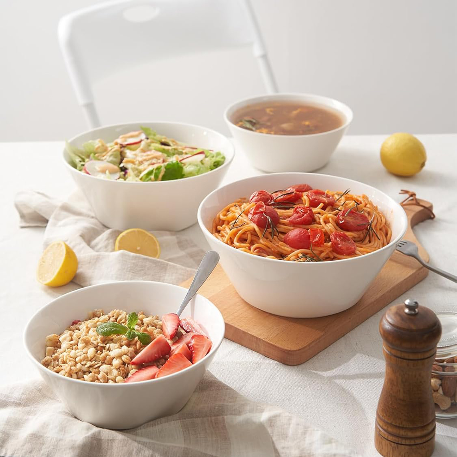 DOWAN 32 OZ Large Soup Bowls Set of 4 - White Ceramic Bowls for Ramen, Cereal, Pasta, Salad, Fruit - Dishwasher & Microwave Safe