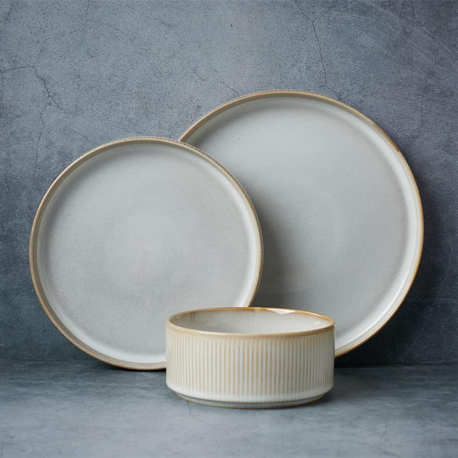 Famiware Star Dinnerware Sets, Plates and Bowls Set for 4, 12 Pieces Dishes- Chip and Scratch Resistant, Microwave and Dishwasher Safe Kitchen Set, Cappuccino White