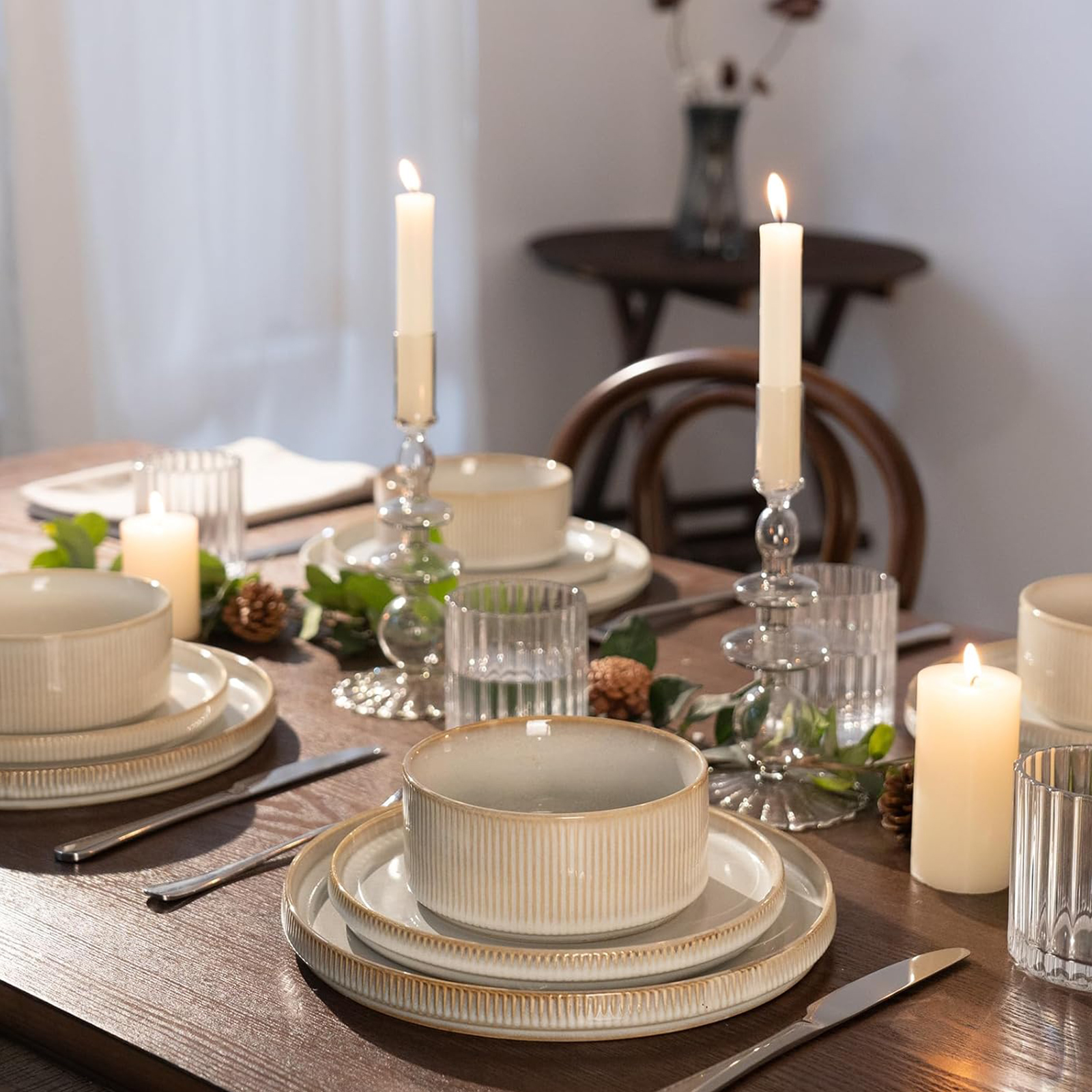 Famiware Star Dinnerware Sets, Plates and Bowls Set for 4, 12 Pieces Dishes- Chip and Scratch Resistant, Microwave and Dishwasher Safe Kitchen Set, Cappuccino White