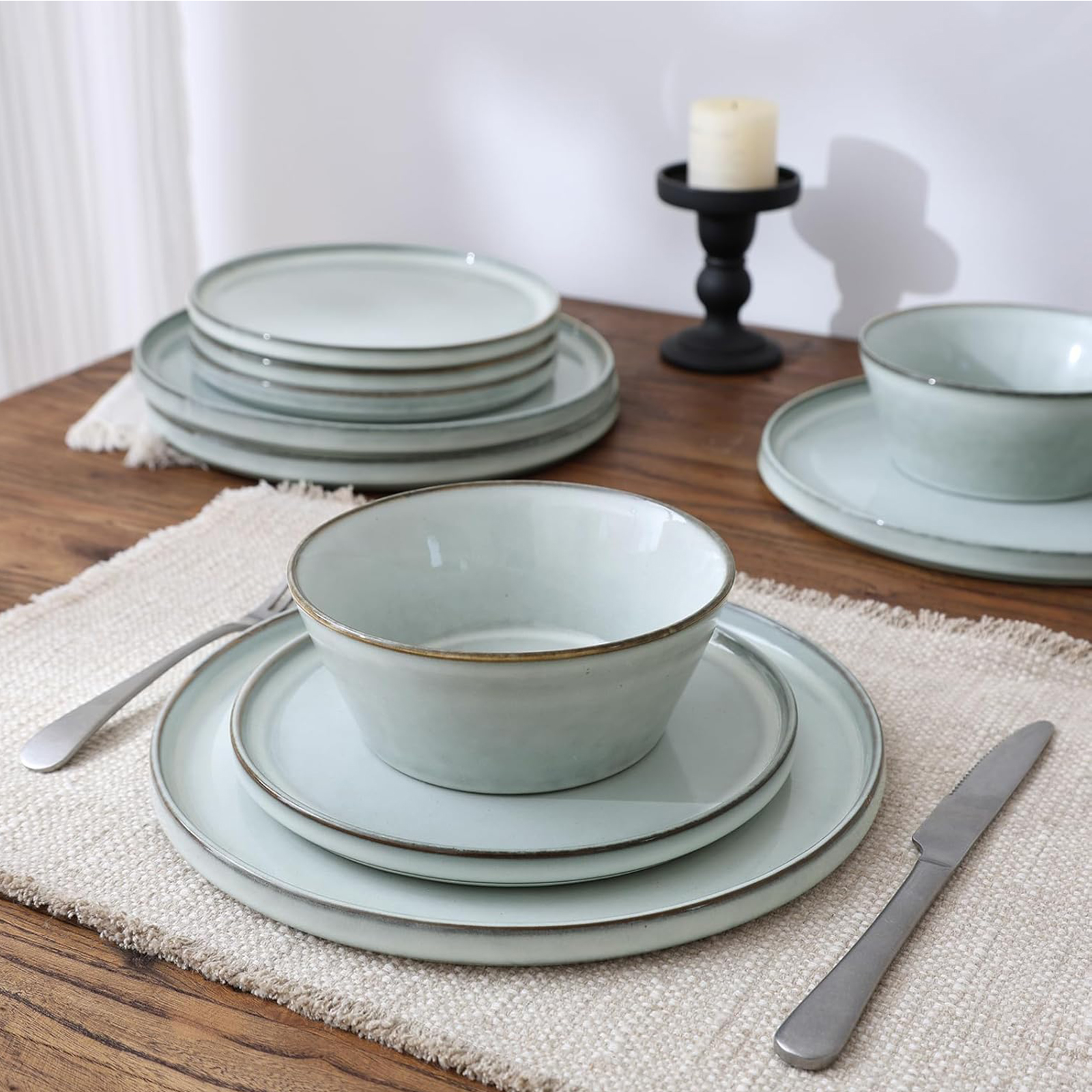 Famiware Annecy Plates and Bowls Sets, Stoneware Dinnerware Sets for 4, 12 Pieces Dish Set with Lipped Edges, Chip and Scratch Resistant, Microwave and Dishwasher Safe, Grey-Blue