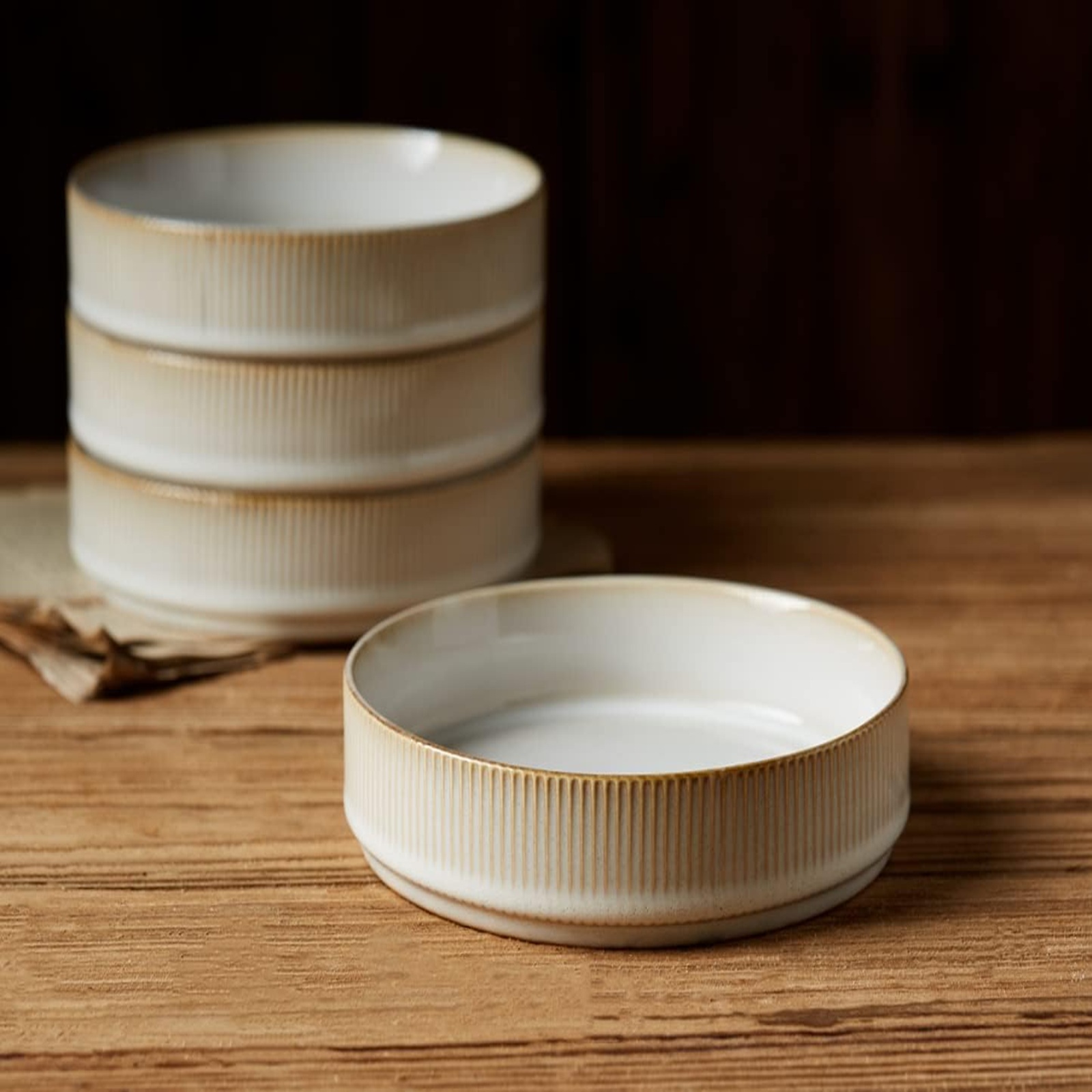 famiware Star 7.5" Pasta Bowls Set, Salad Bowl Set of 4, Double Reactive Glaze, Stackable, Ideal for Your Friend for Housewarming, Festivals, Cappuccino White