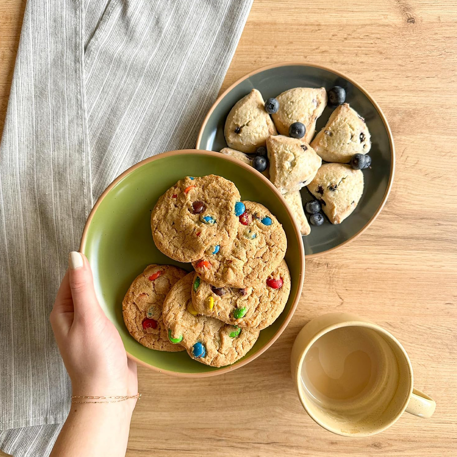 Mora Ceramic Artisan Matte Plates Set, 7.8 in - Set of 6 - The Dessert, Salad, Appetizer, Small Dinner etc Plate. Microwave, Oven, and Dishwasher Safe, Scratch Resistant. Kitchen Porcelain Dish