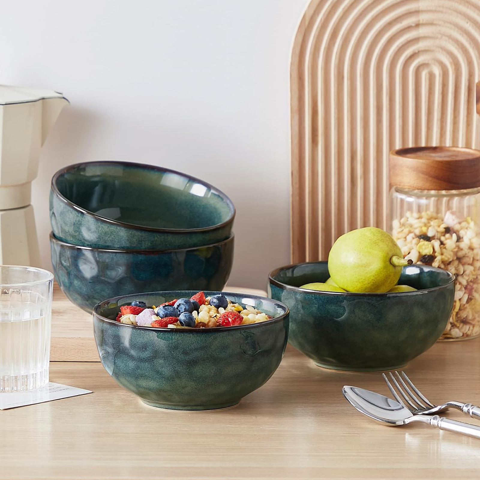 vancasso Starry 24oz Bowls for Soup, Ceramic Deep Soup Bowls Set of 4, Green Cereal Bowls Set for Kitchen, Salad Bowls Set, Pasta Oatmeal Bowls, Lead-free, Dishwasher & Microwave Oven Safe, Dark Green