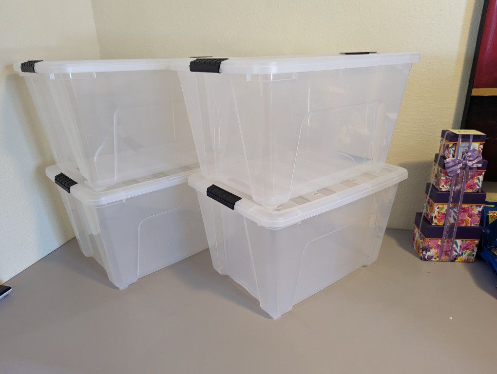 IRIS USA 32 Quart Stackable Plastic Storage Bins with Lids and Latching Buckles, 4 Pack