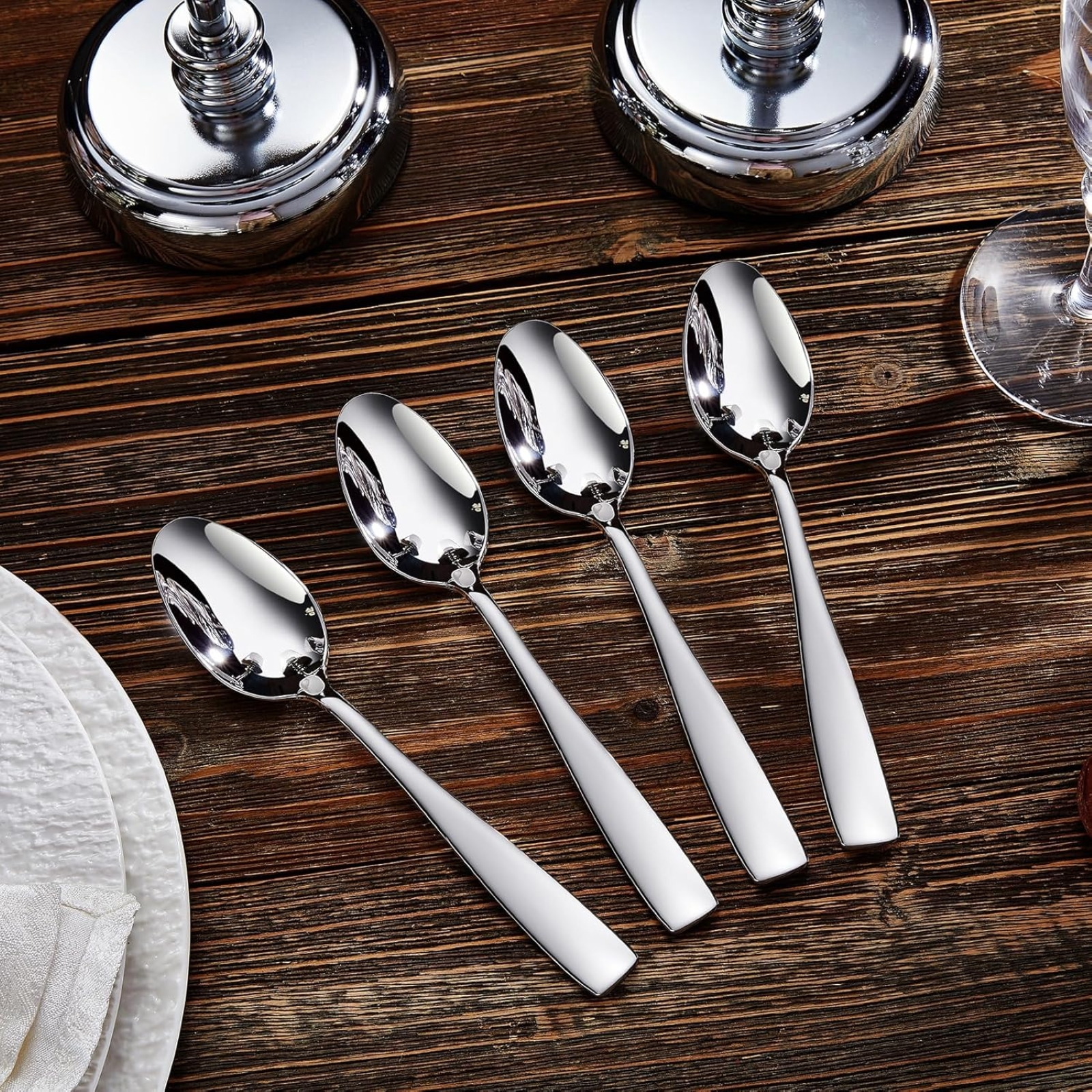 KEAWELL Premium 4-Piece Louis Spoon Set, 18/10 Stainless Steel, Squared Edge, Smooth Finish, Dishwasher Safe (7.6" Dinner Spoon)
