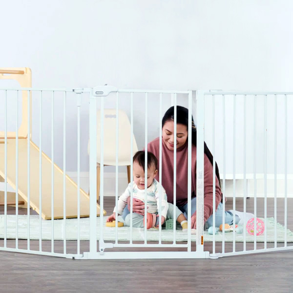 Regalo 76 Inch Super Wide Configurable Baby Gate, 3-Panel, Includes Wall Mounts and Hardware