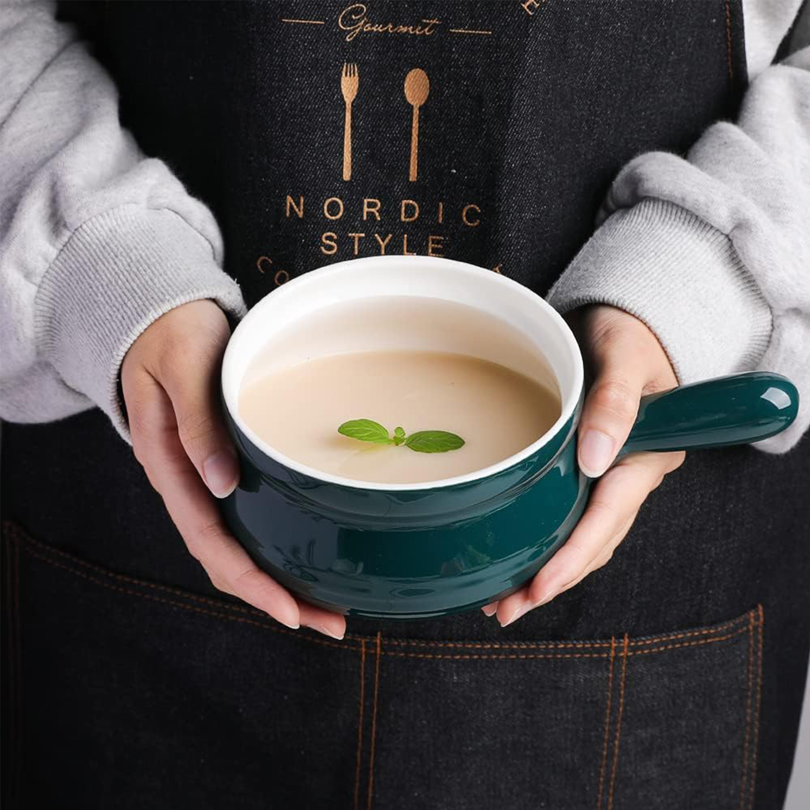 Sweejar Porcelain Soup Bowls with Handle, 22 OZ Ceramic Serving Crocks for French Onion Soup, Pumpkin Soup, Oatmeal, Stew, Dishwasher and Microwave Safe, Set of 4 (Jade)