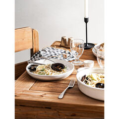 LE TAUCI Dinner Plates 10 Inch, Ceramic Flat Dish Set - Set of 4, Arctic White