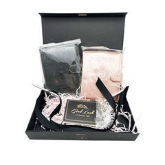 Mr & Mrs Passport Cover Set with Extravagant Gift Box