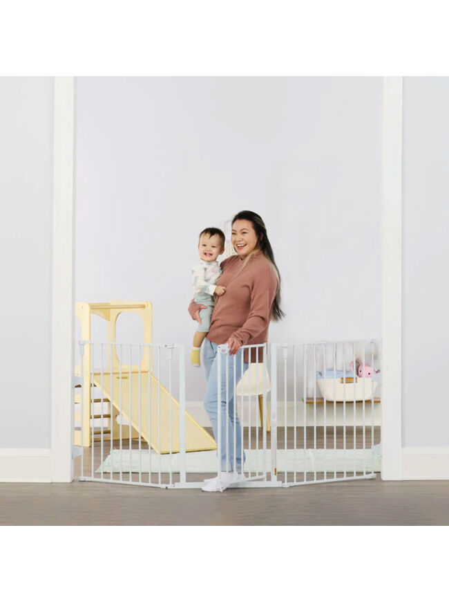 Regalo 76 Inch Super Wide Configurable Baby Gate, 3-Panel, Includes Wall Mounts and Hardware